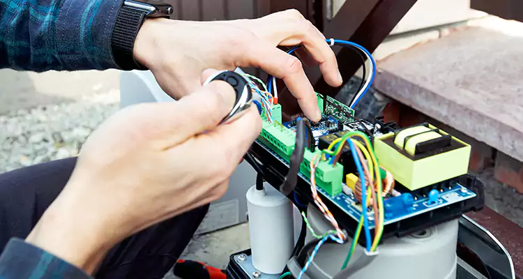 Automatic Driveway Gate Repair in Seminole, FL