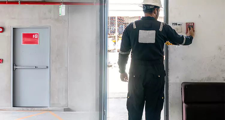 Emergency Fire Exit Door Repair in Seminole, FL