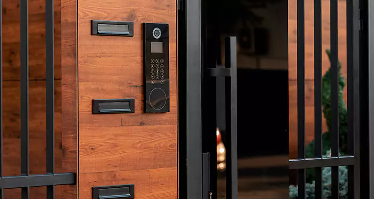 Automatic Door Maintenance in Seminole, FL