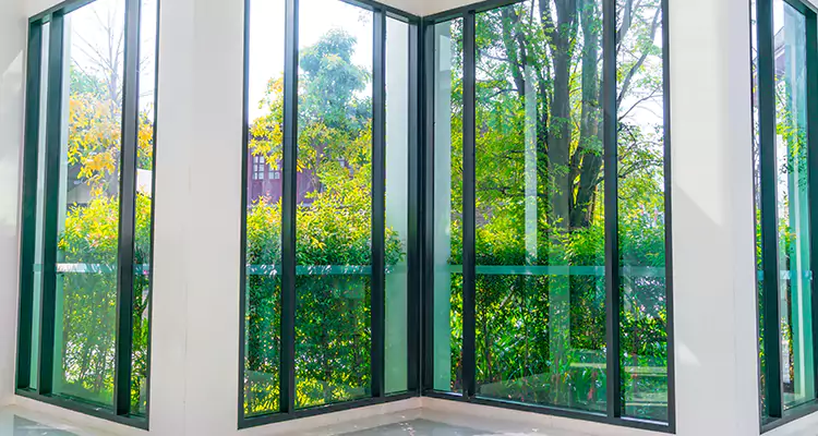 Emergency Balcony Door Glass Repair in Seminole, FL