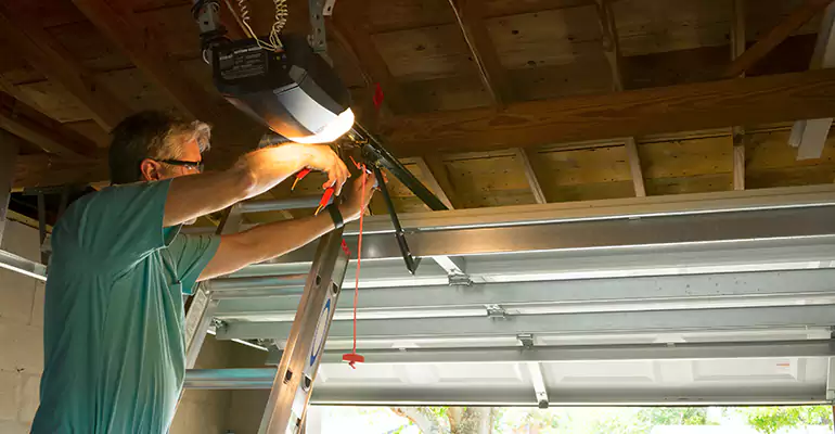 Chamberlain Garage Door Repair in Seminole, FL