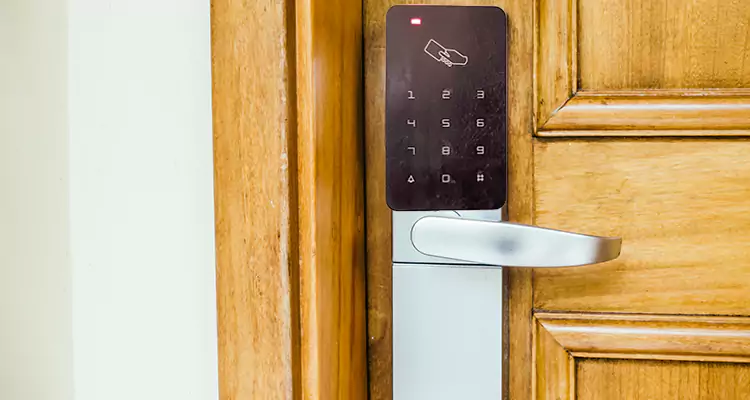 Keyless Hotel Door Locks Repair in Seminole, FL