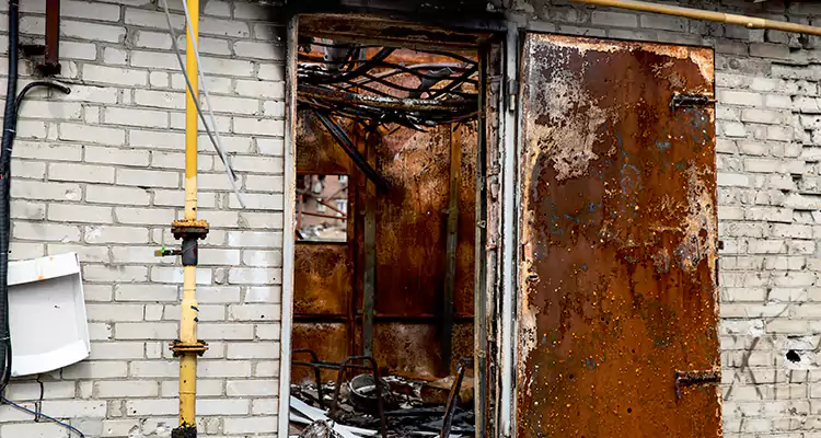 Metal Door Rust Repair in Seminole, FL